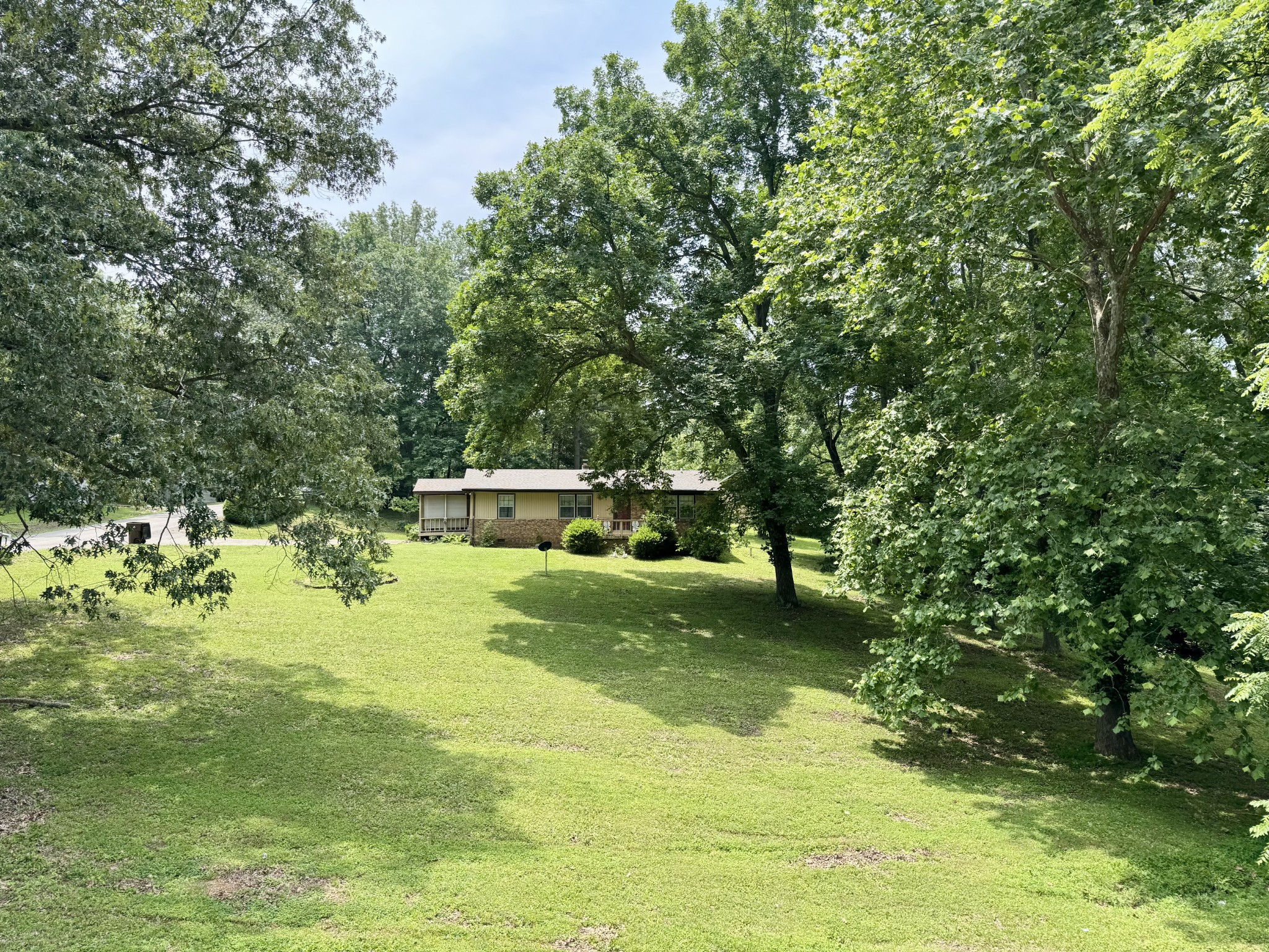 105 Hickory Hill Dr