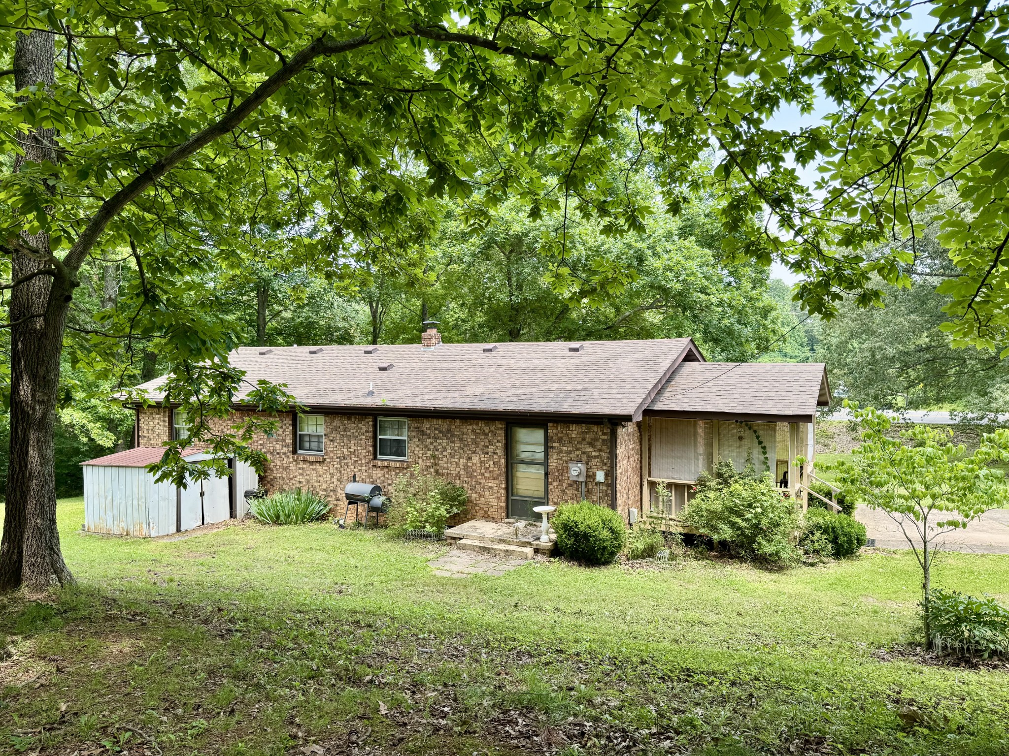 105 Hickory Hill Dr