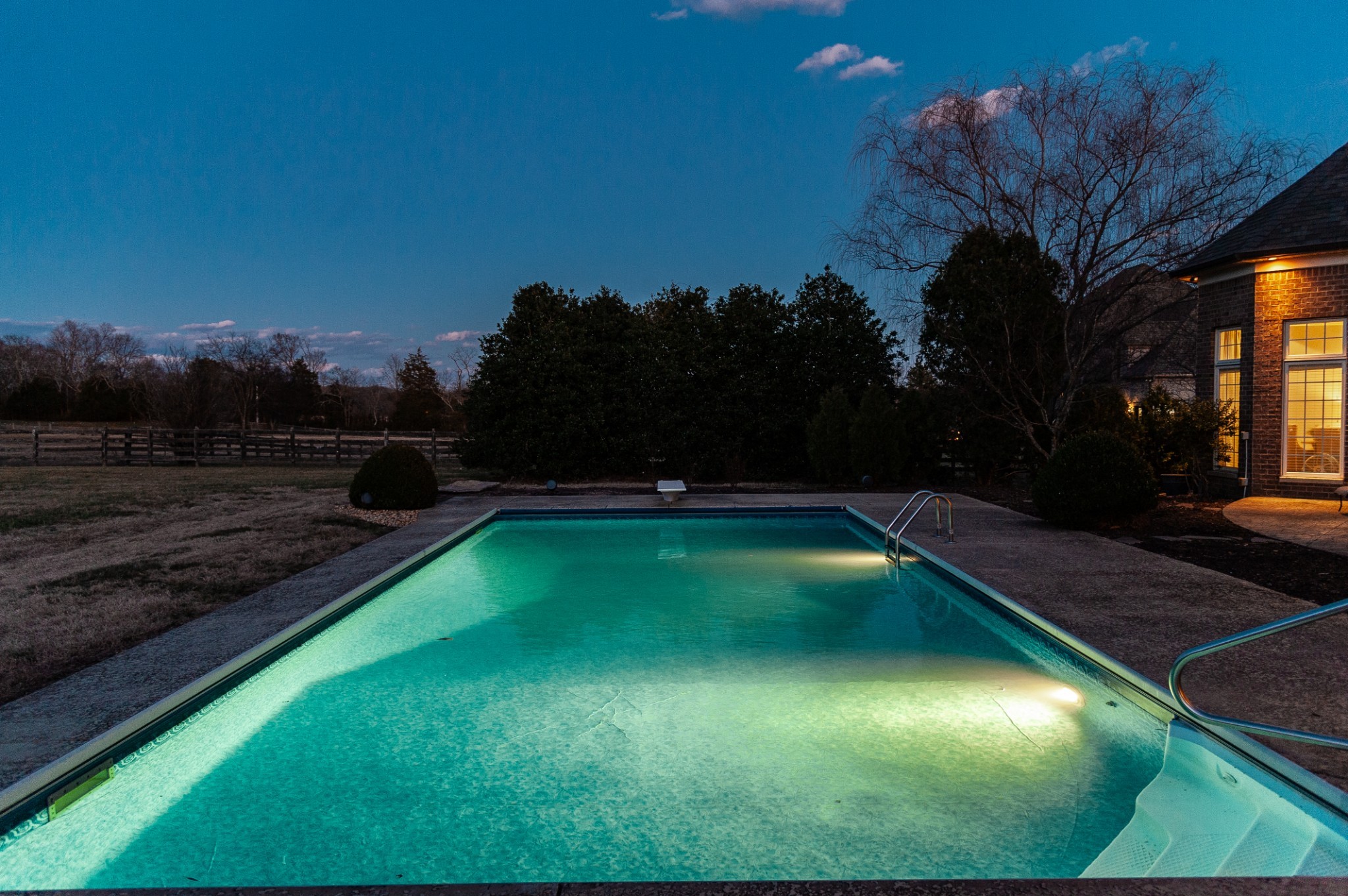 2436 Long Hollow Pike