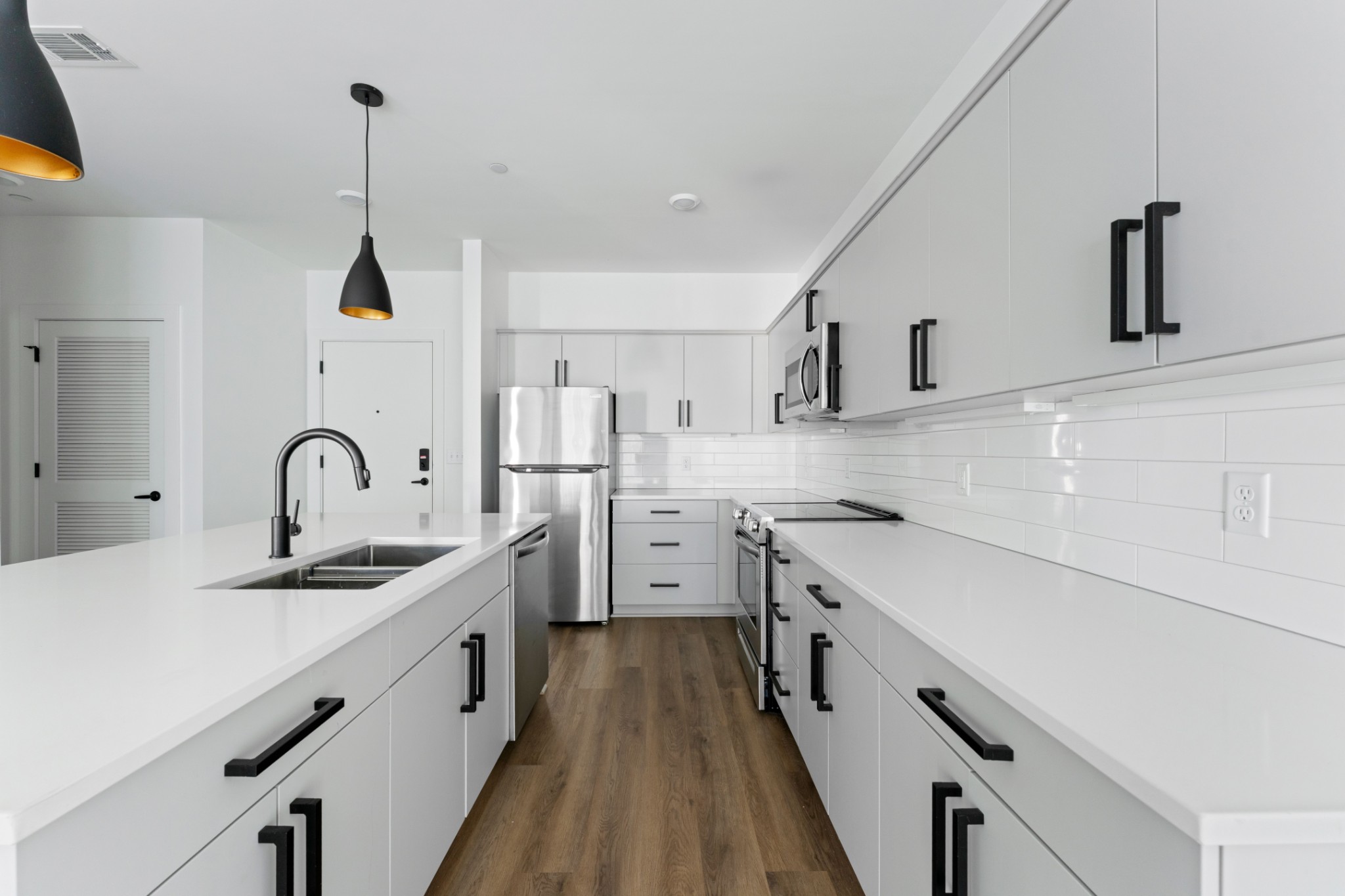 2704 Clifton Ave 201