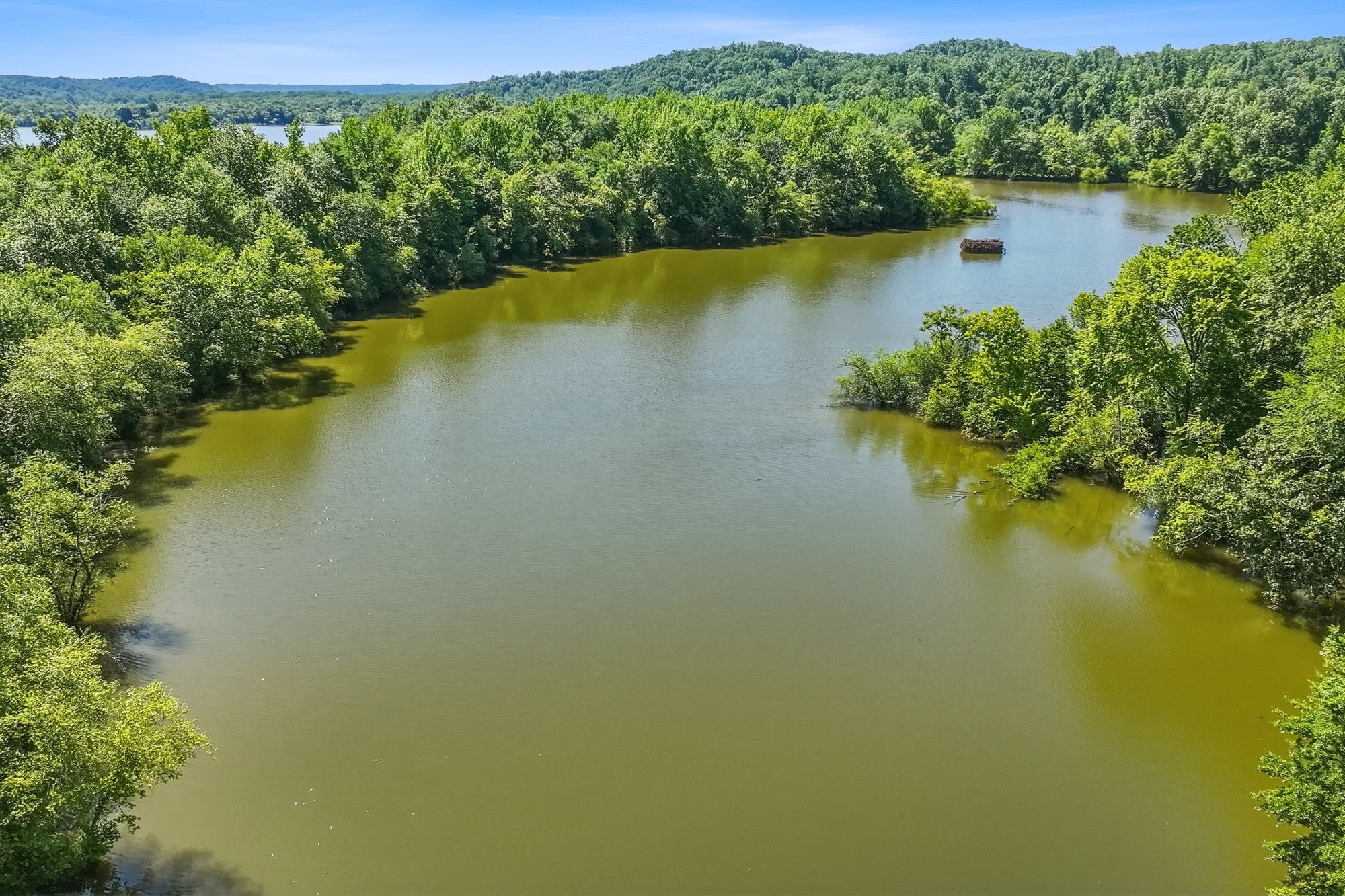 508 Lakeside Dr