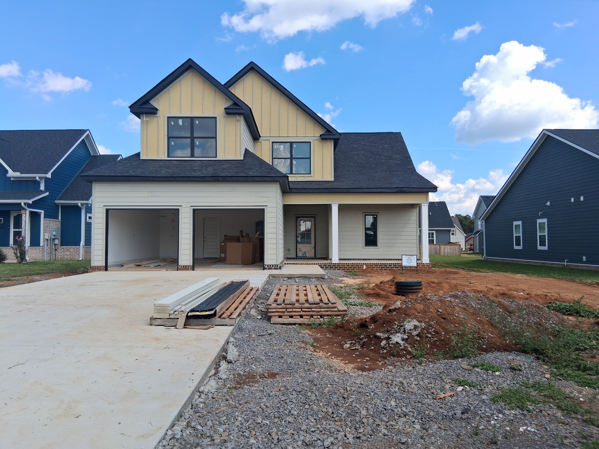 10117 Whitehorn Ln