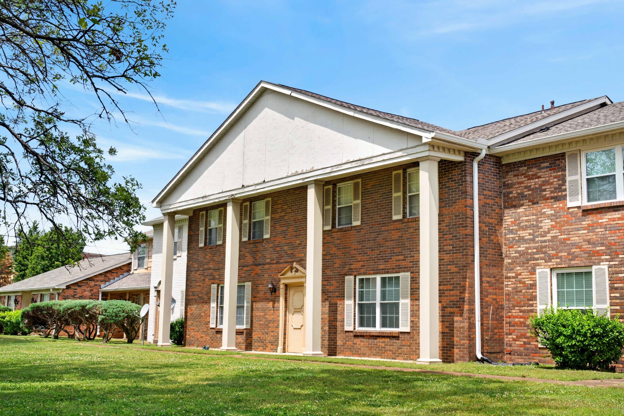 1301 Neelys Bend Rd 6
