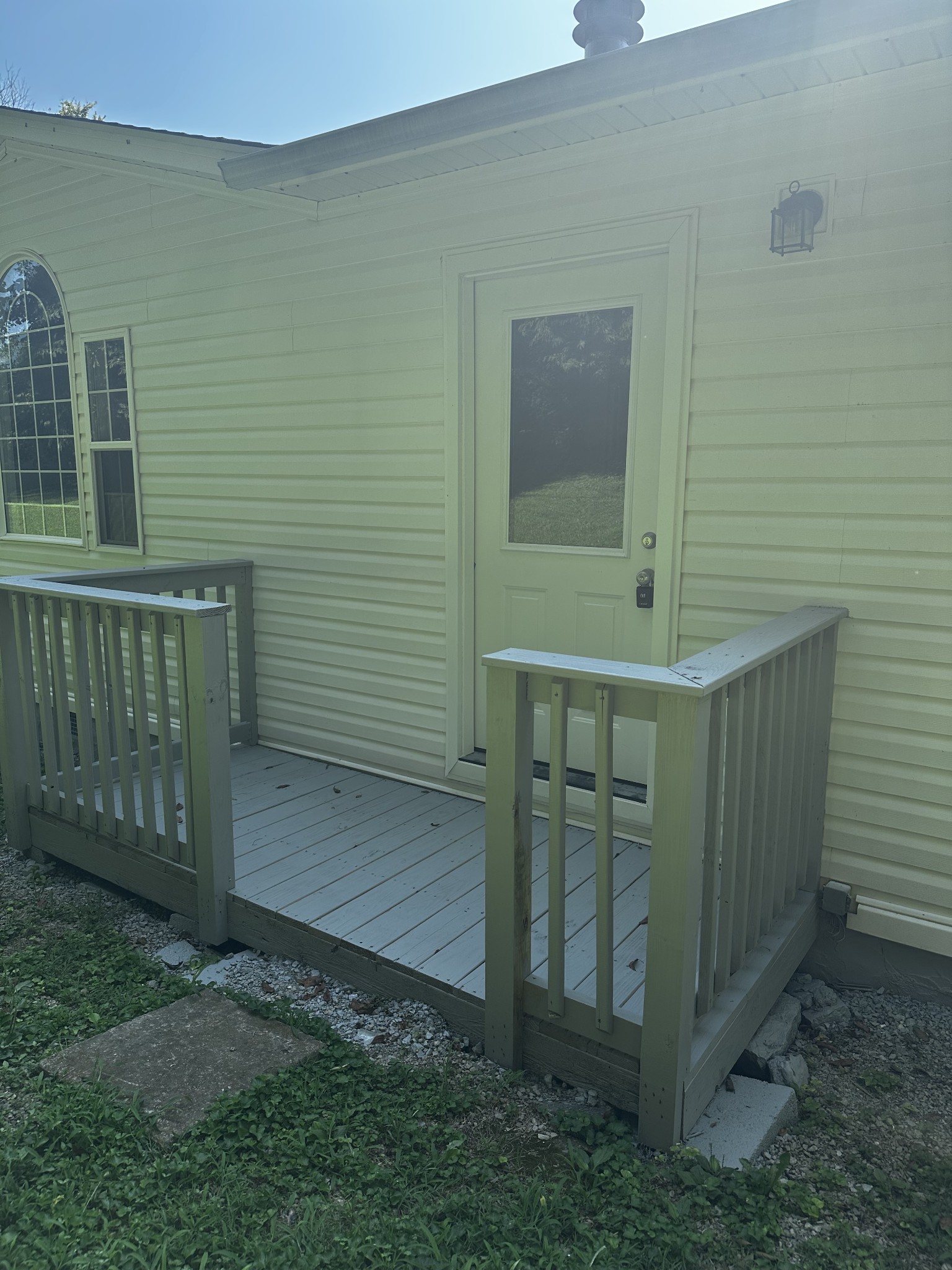 599 Defeated Creek Hwy