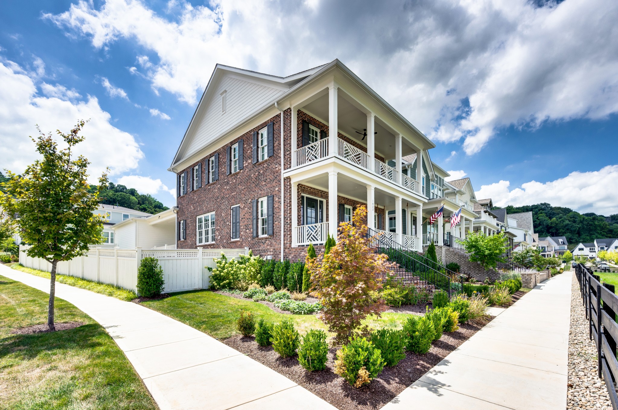 1022 Conar St