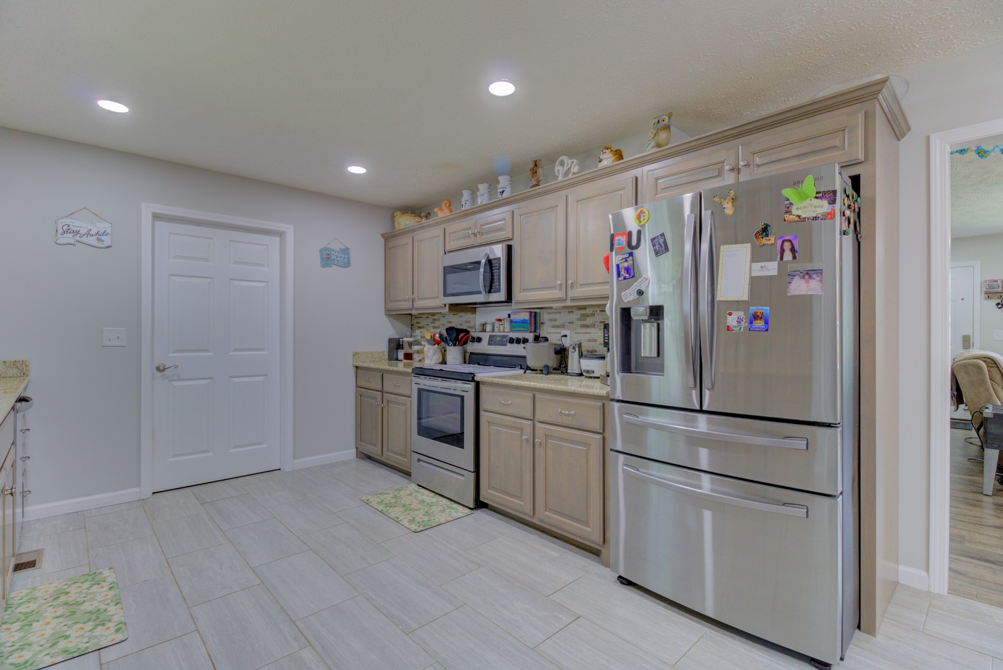 6117 Aedc Rd