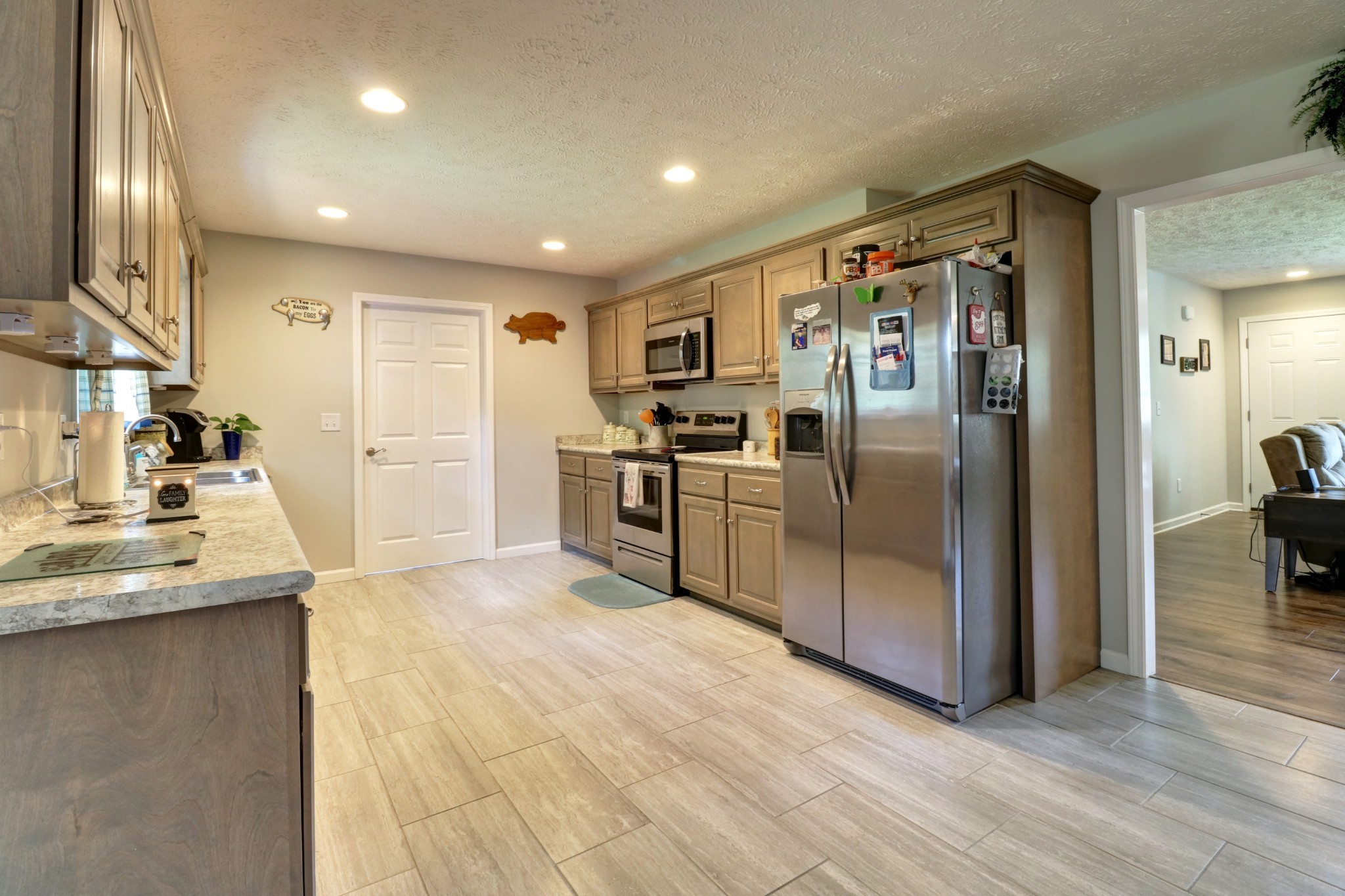 6117 Aedc Rd