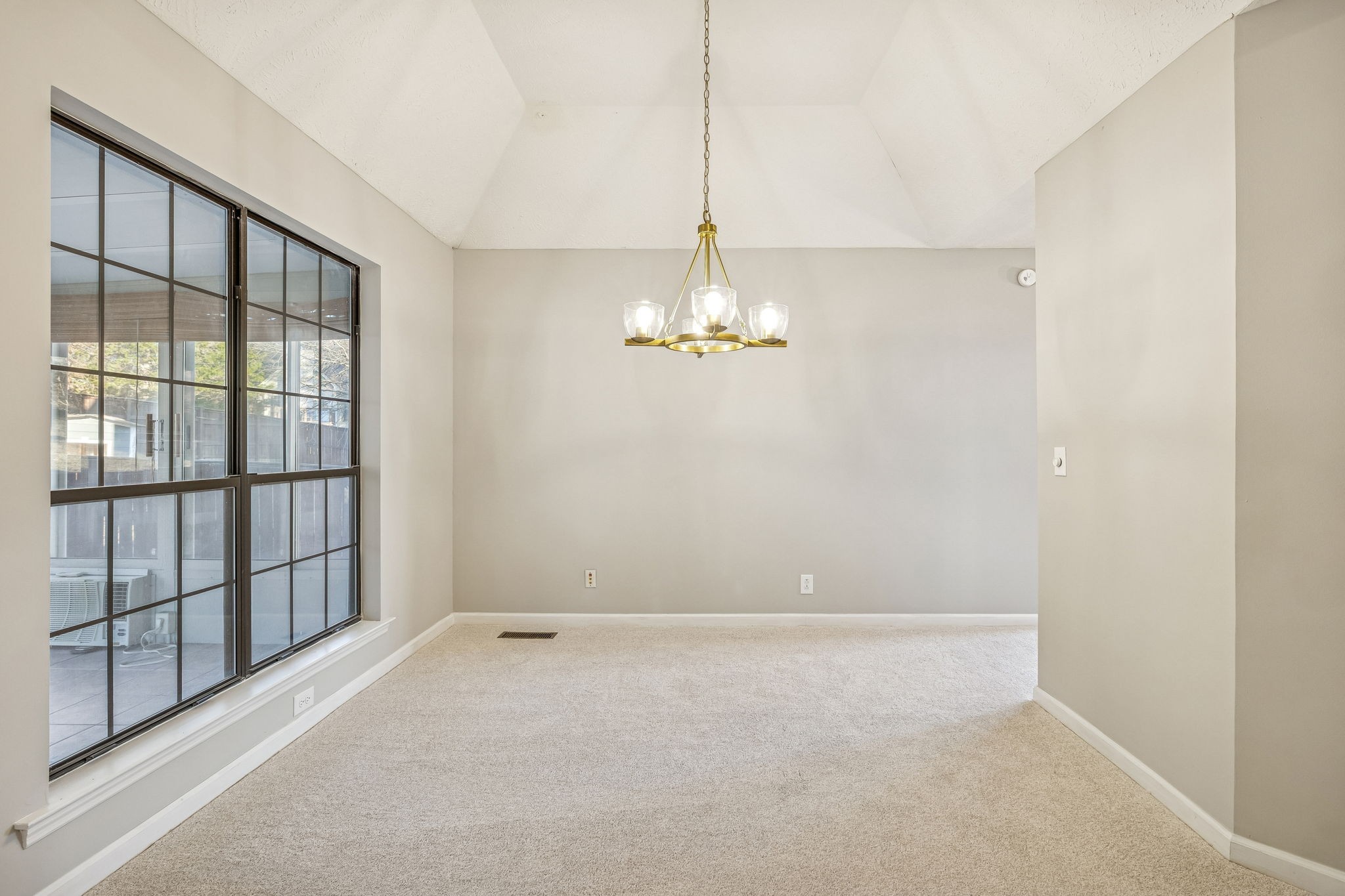 232 Burgandy Hill Rd