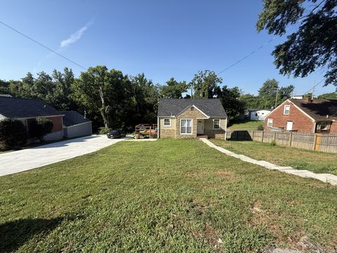 1303 Saturn Dr Nashville TN 37217