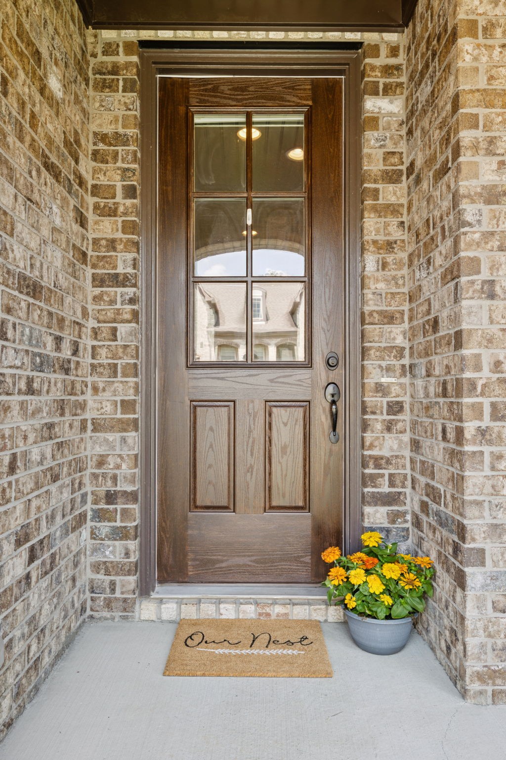 182 Village Cir