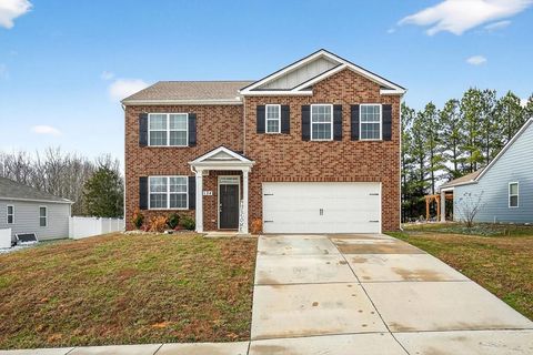 124 Nunally Dr Baxter TN 38544