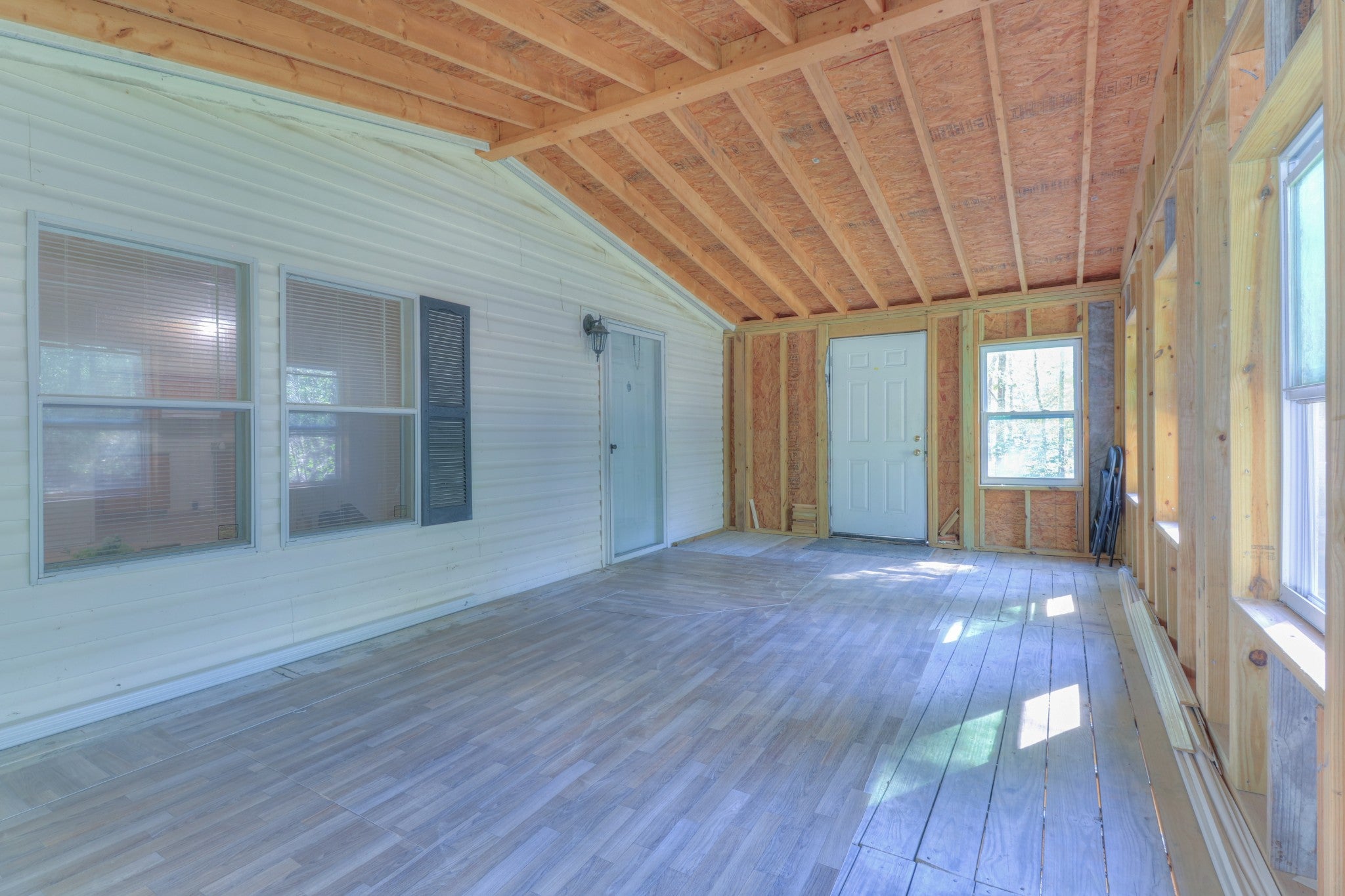 46 Poplar Dr
