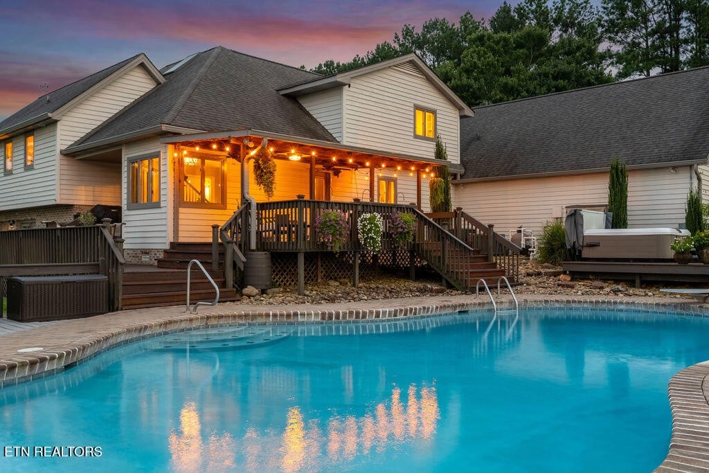 1222 Green Court