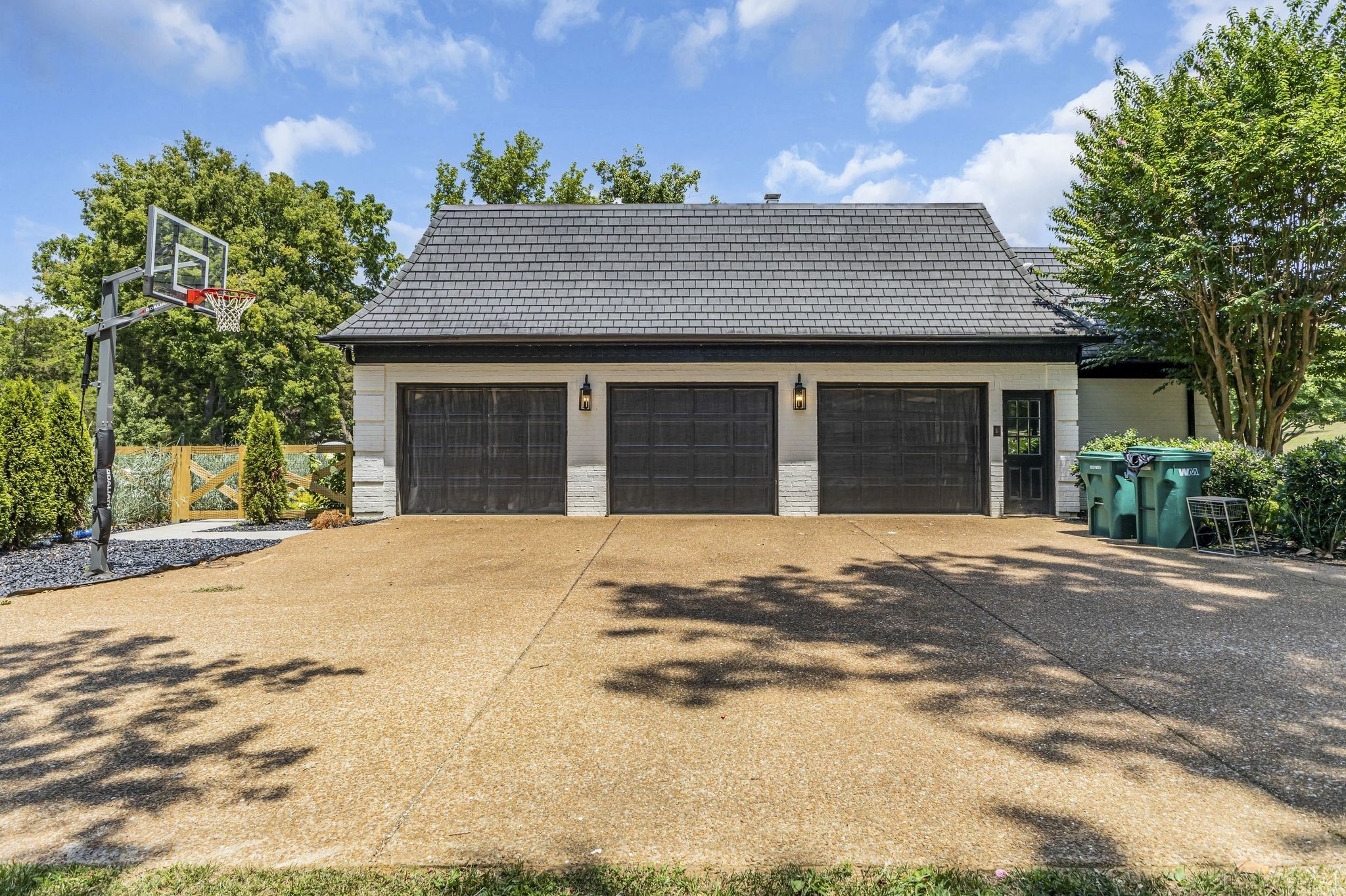 6102 Martingale Ln