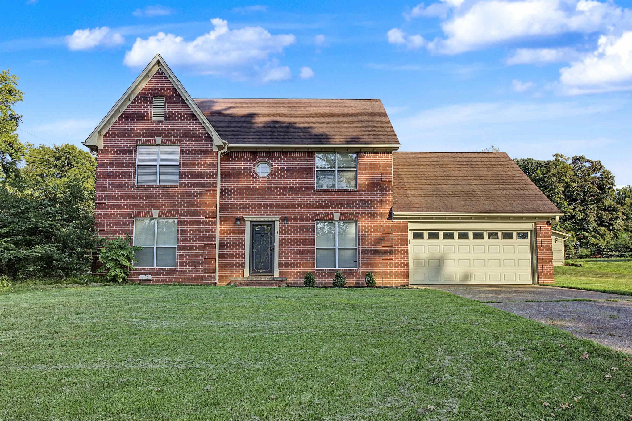 6 GLEN ECHO DR