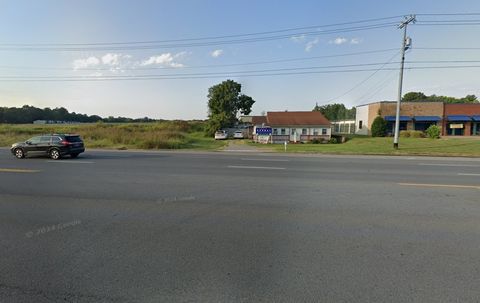 2440 Madison St Clarksville TN 37043