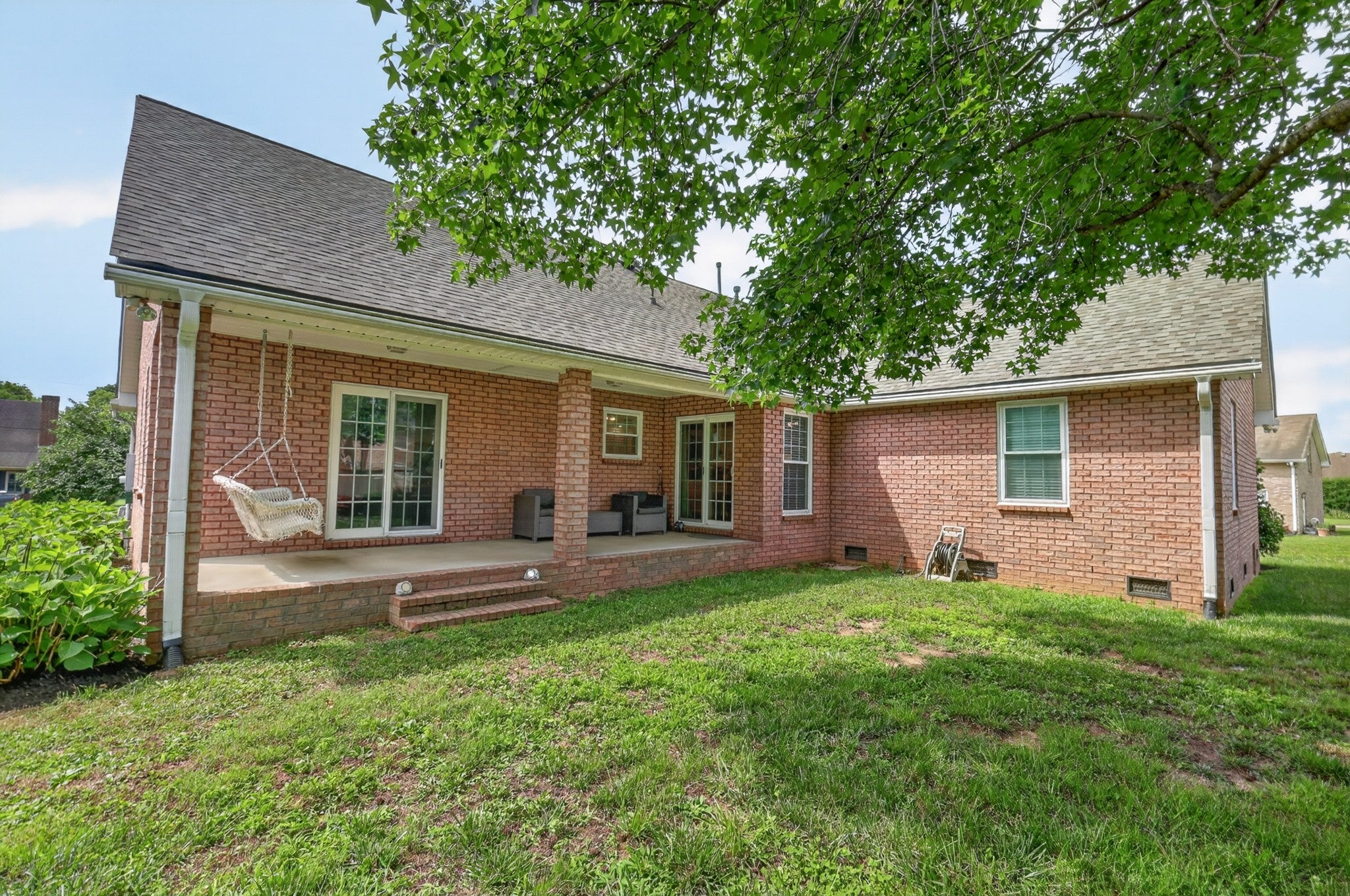 518 Redstone Dr