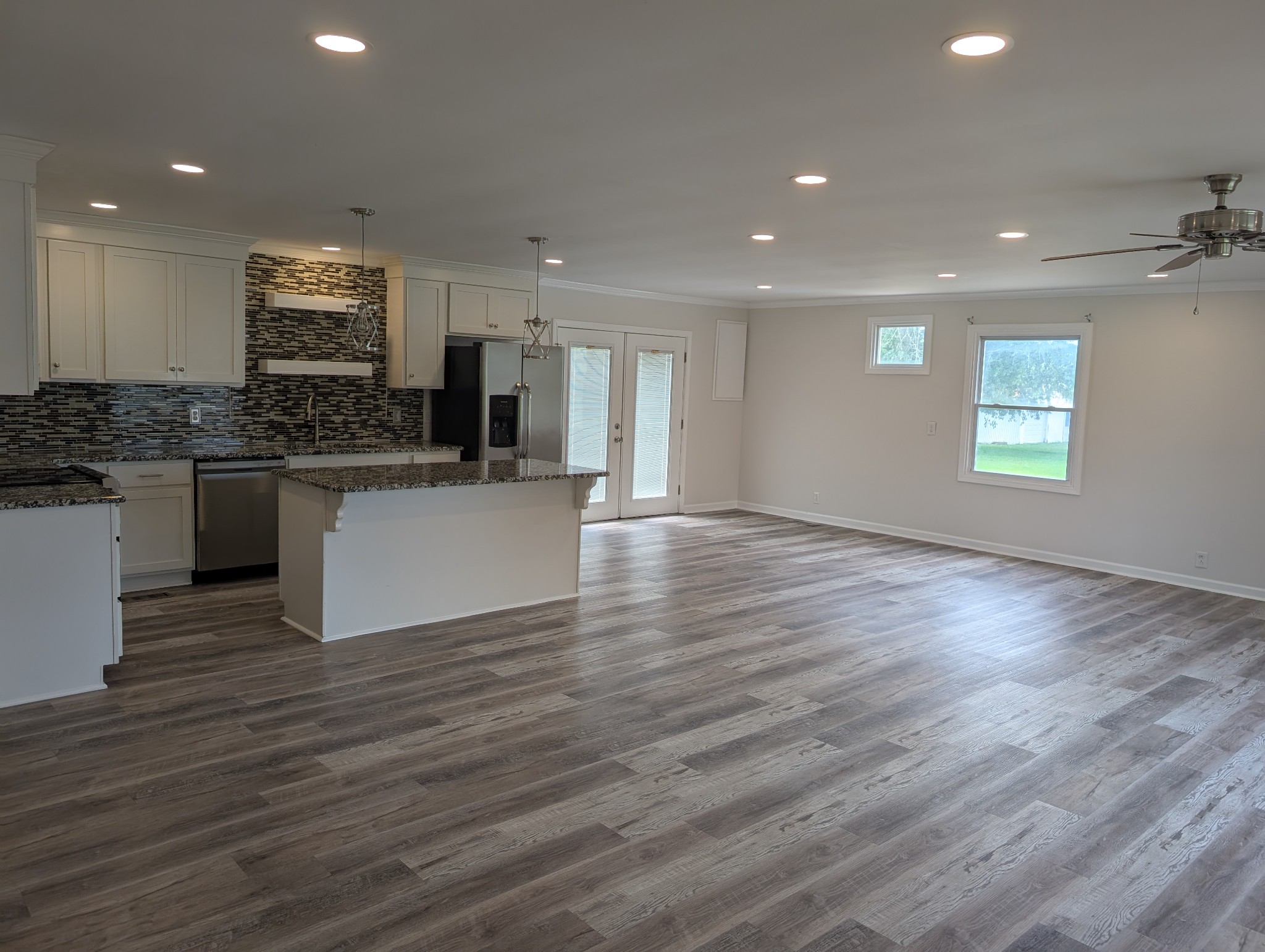 1617 Highway 130 W