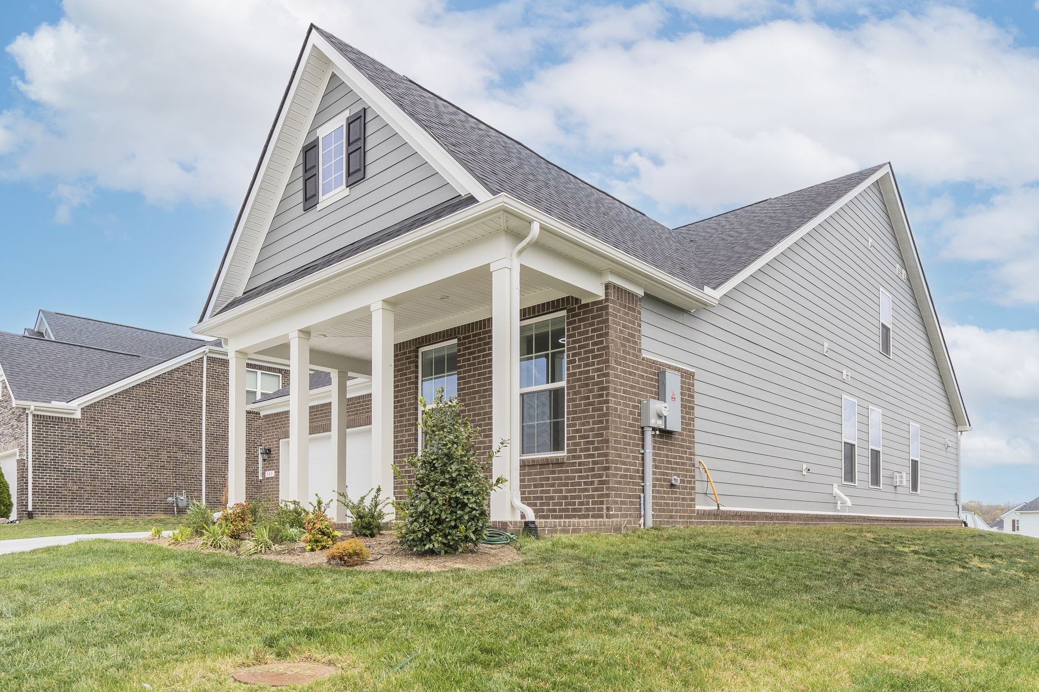 945 Pleasant Ridge Run