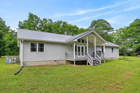 Photo of 8607 Crossville Hwy, Sparta, TN 38583 (MLS # 3214434)