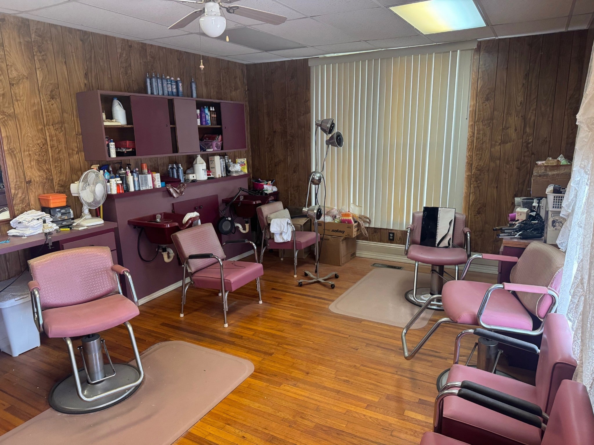 223 N Main St