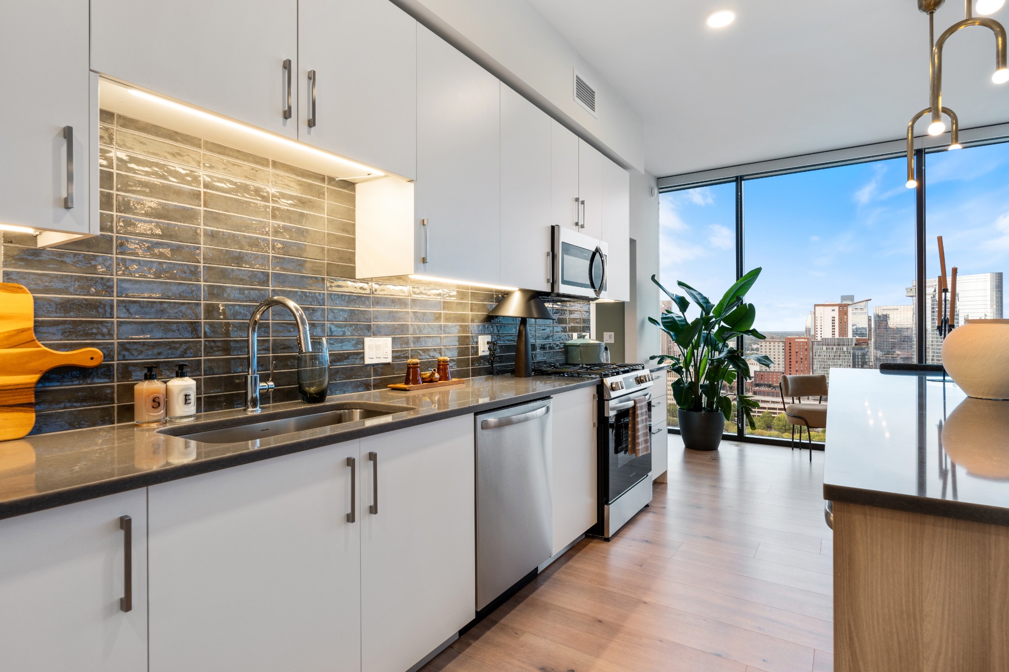 1212 Demonbreun St C2-D(I)