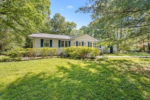 404 HOOD DRIVE Tullahoma TN 37388