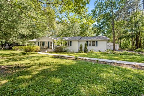 404 HOOD DRIVE Tullahoma TN 37388