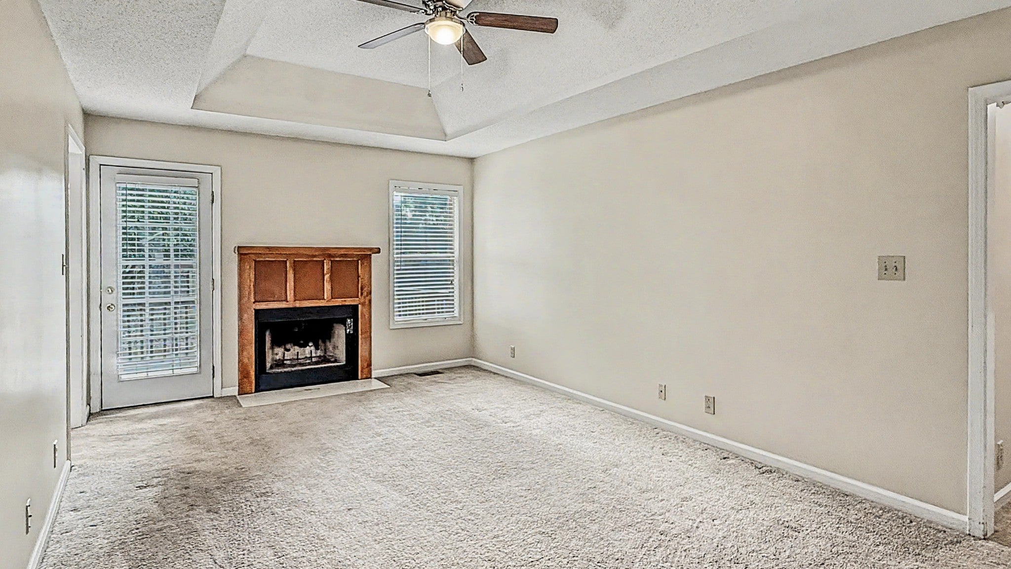 624 Flower Dr