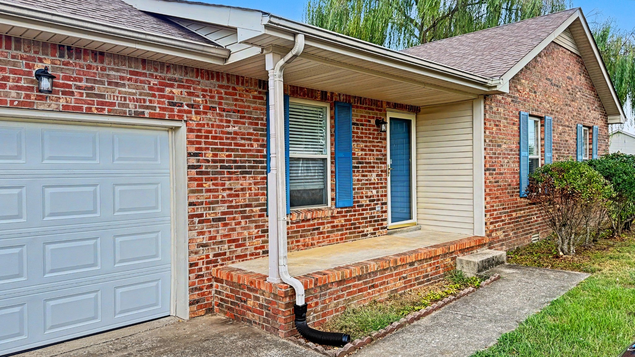 624 Flower Dr