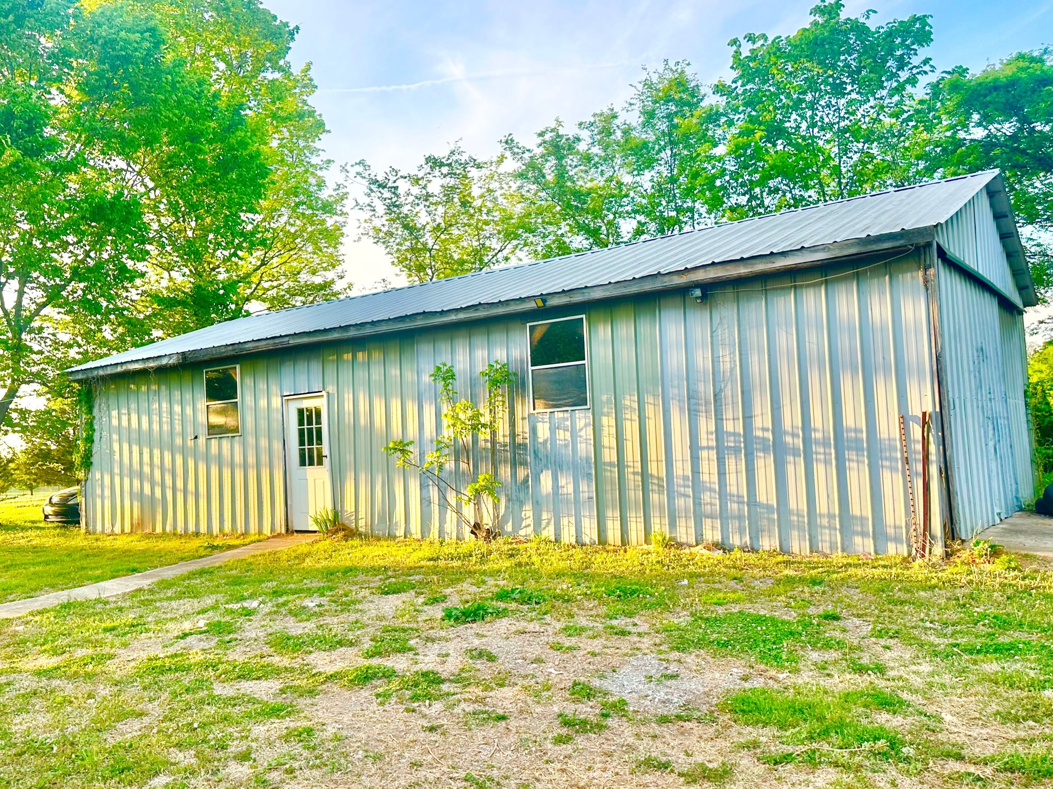 384 Coopertown Rd