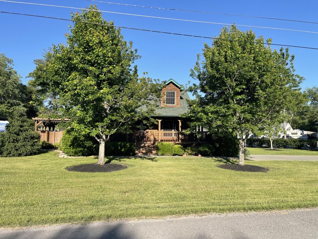 619 Westview Dr