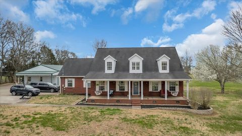 310 Edd Joyce Rd Bell Buckle TN 37020