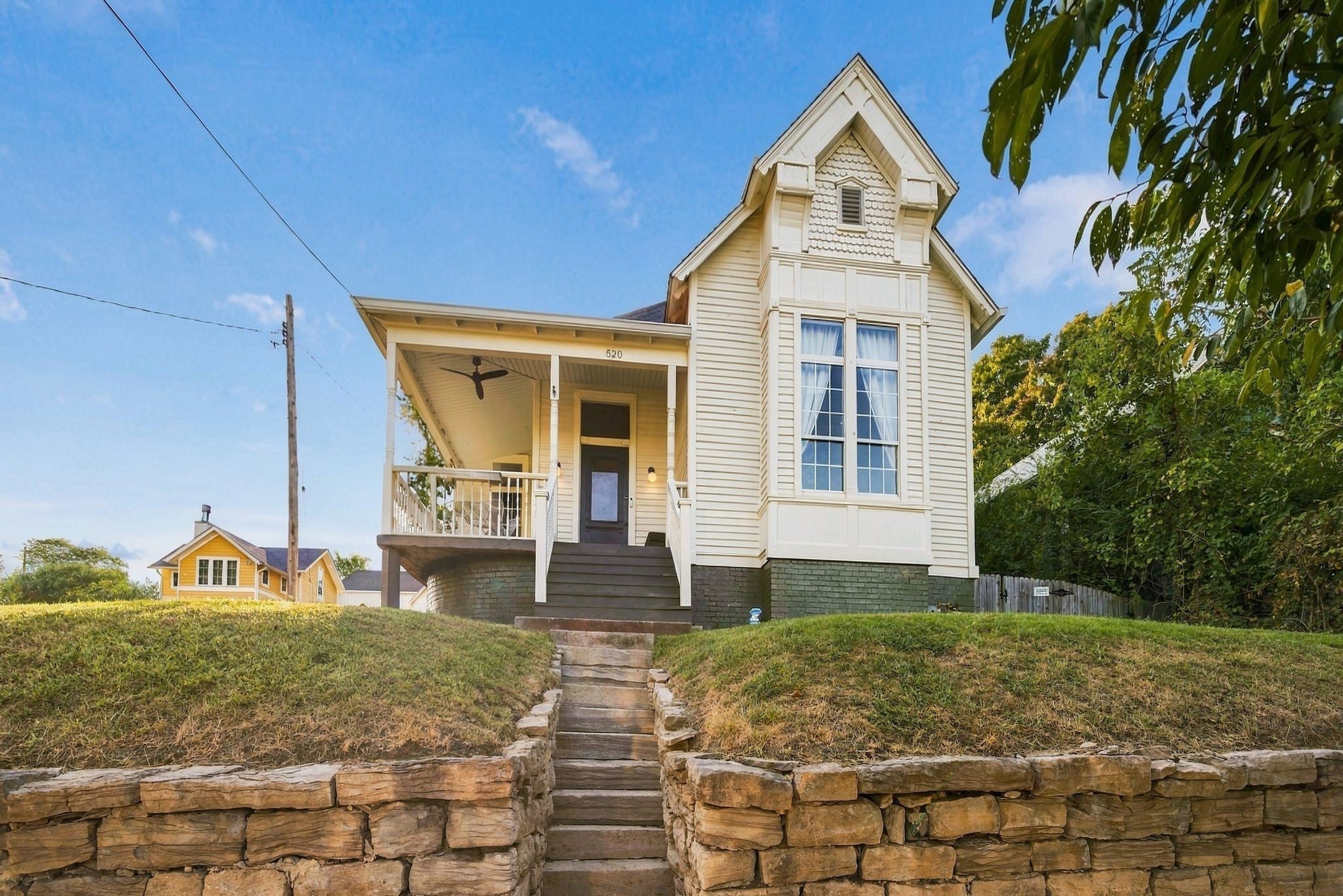 2-bed home sold in Nashville, TN 37206, 520 S 12th St 520 S 12th St, Nashville TN 37206 2-bed home, photo 3 of 60