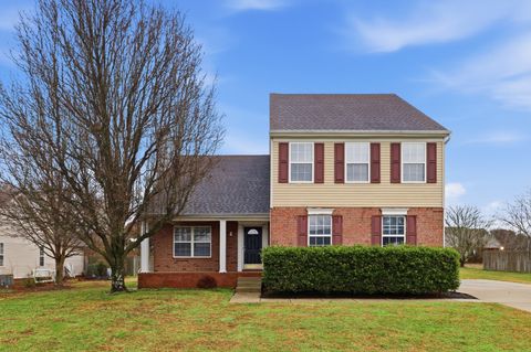 3408 Ravenel Ct Murfreesboro TN 37130