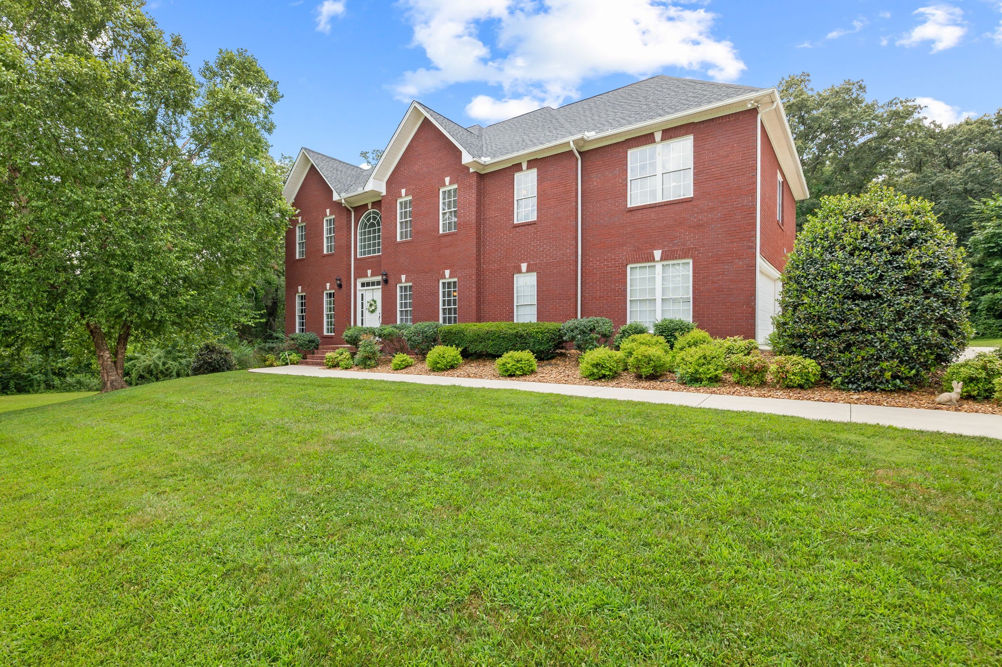 992 Stonebridge Cir