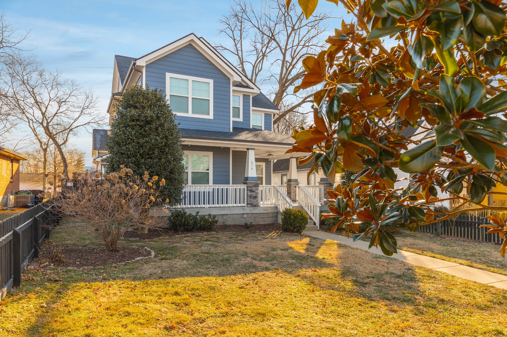214 Manchester Ave