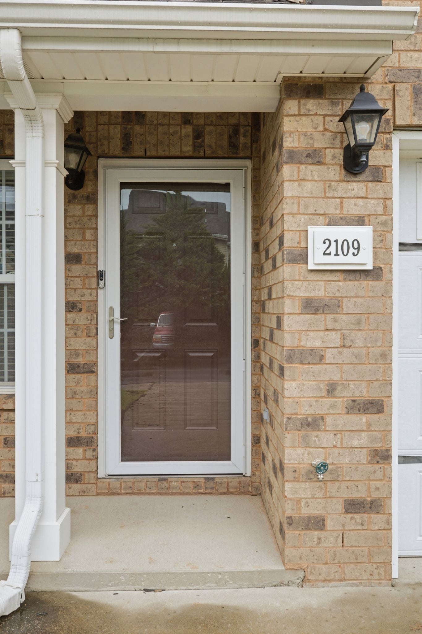 2109 Calydon Ct