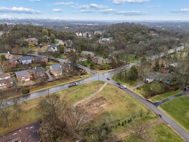 4601 General Lowrey Dr, Nashville - listing photo 4