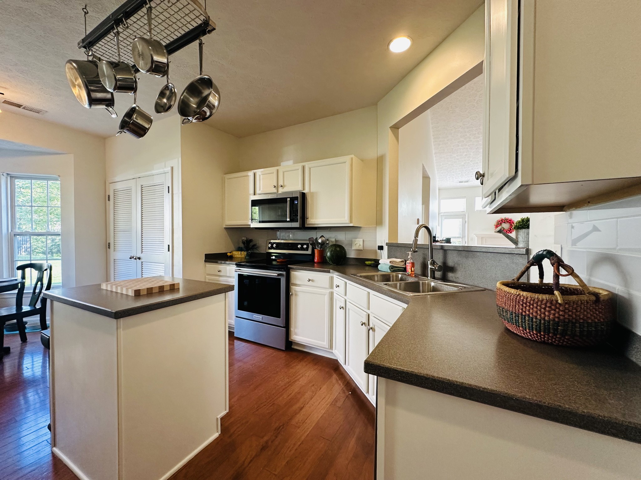 7277 Charlotte Pike 254