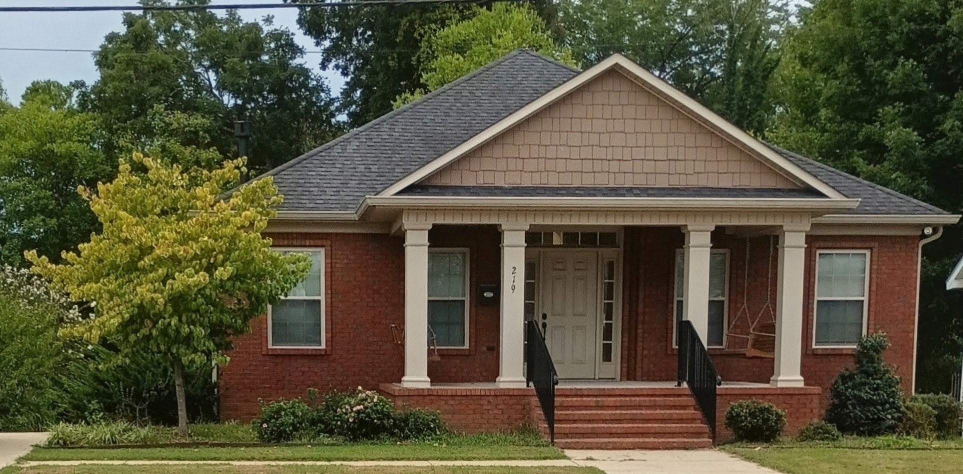 219 Waterloo St
