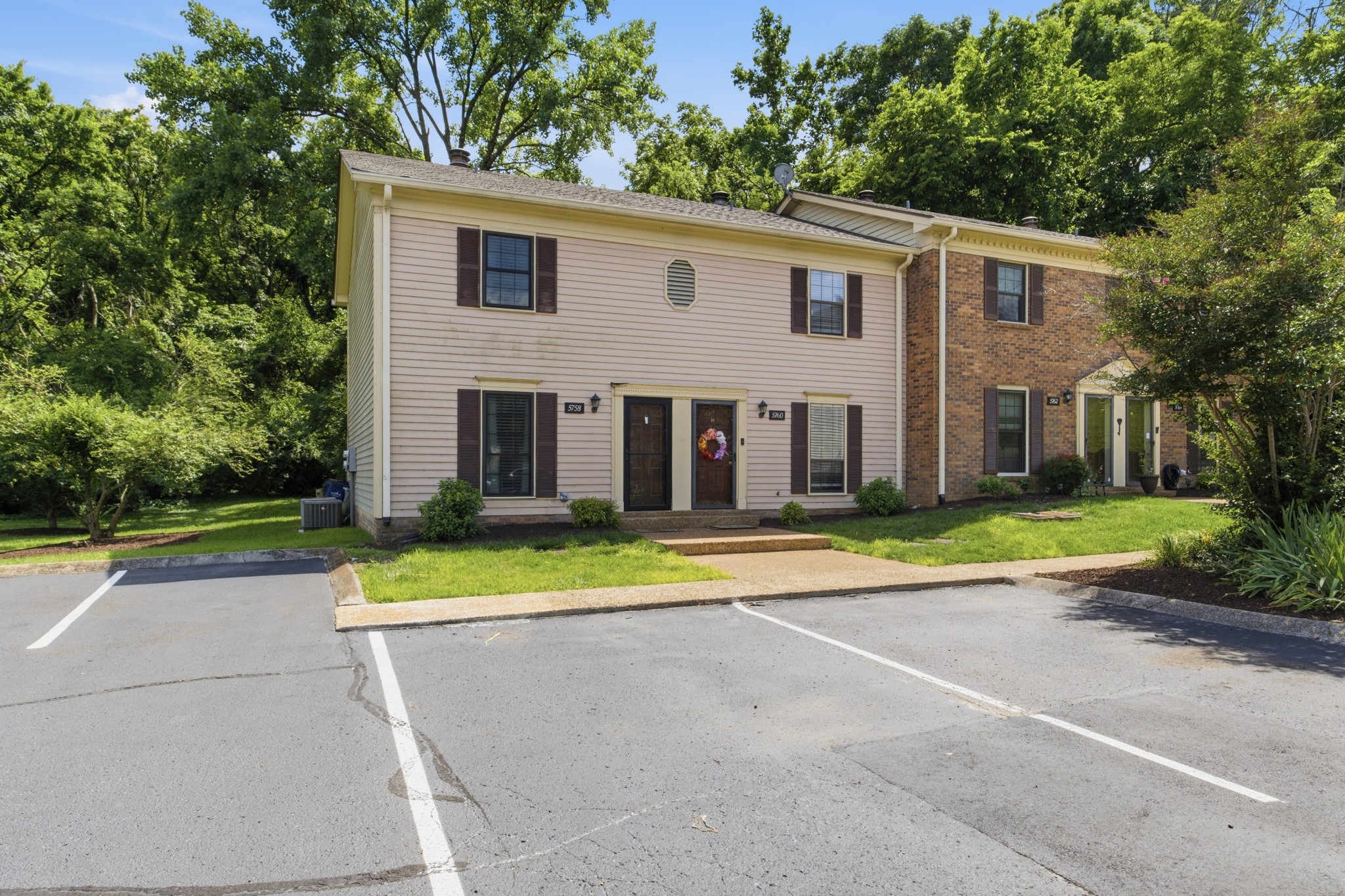 5758 Stone Brook Dr