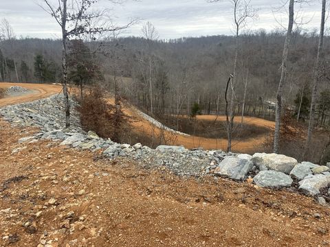 975 Weakley Creek Road E Lawrenceburg TN 38464
