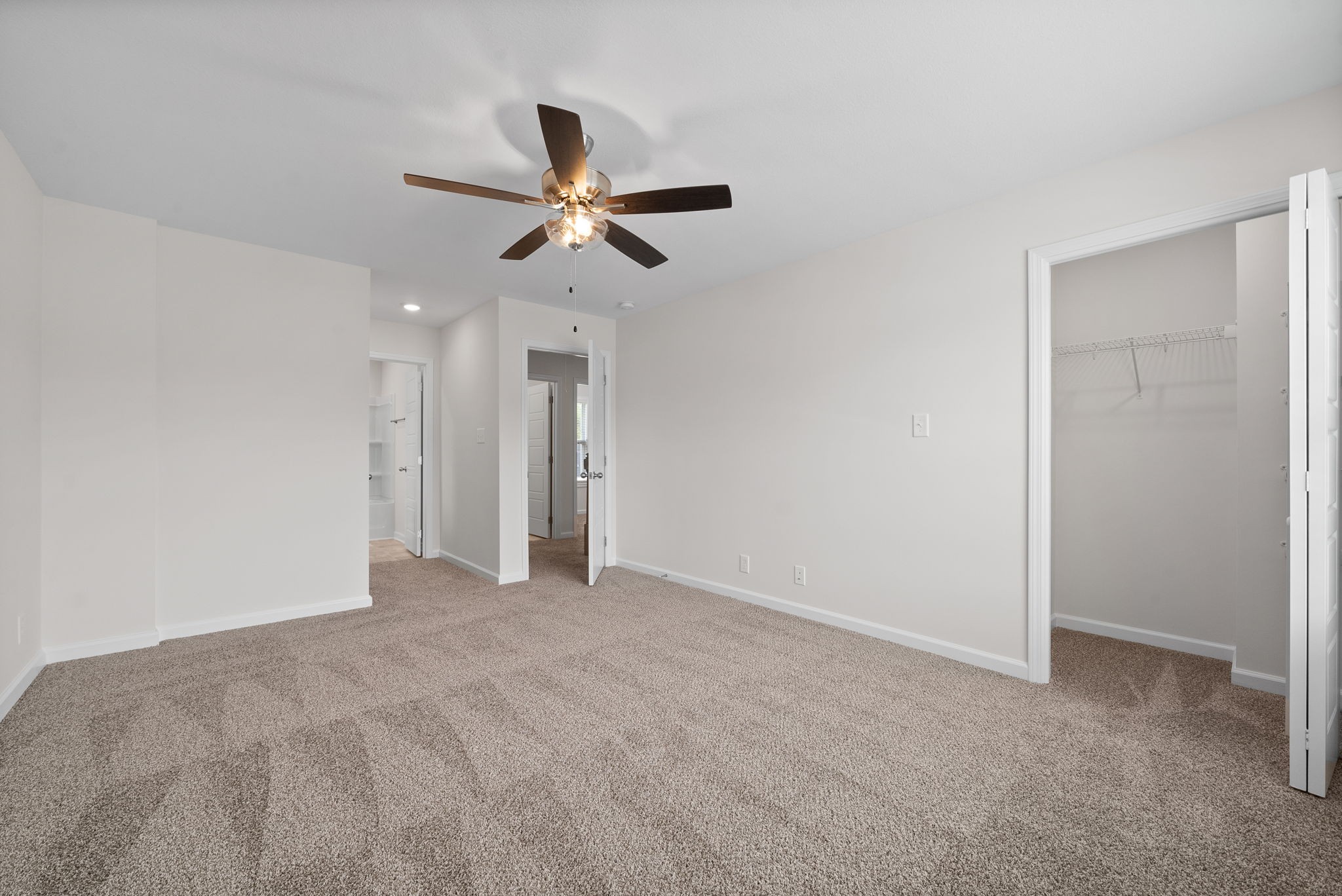 Clarksville, Tennessee 37043, United States, 3 Bedrooms Bedrooms, ,3 BathroomsBathrooms,Residential,Active,113310