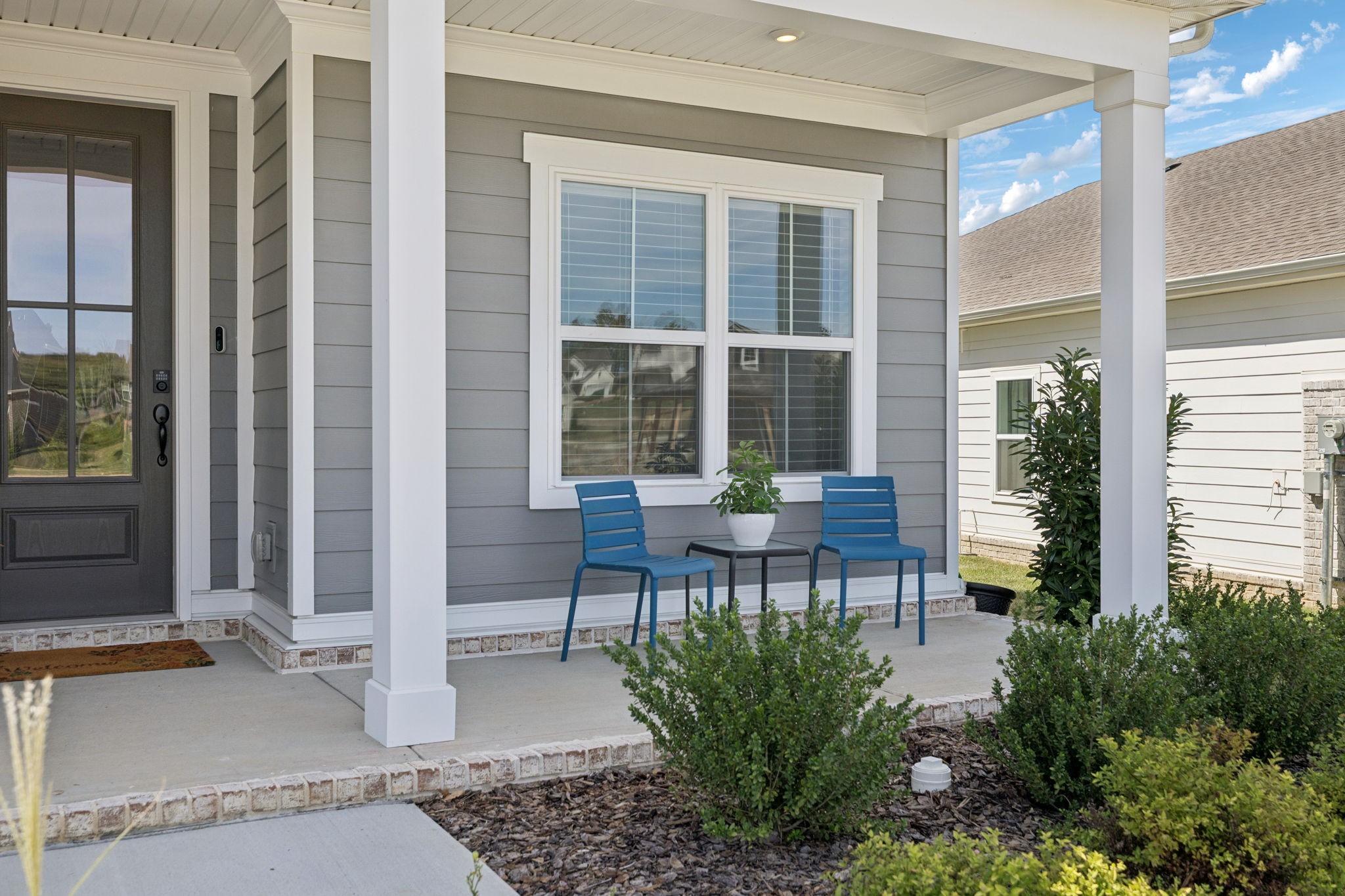1914 Hildebrand Ln