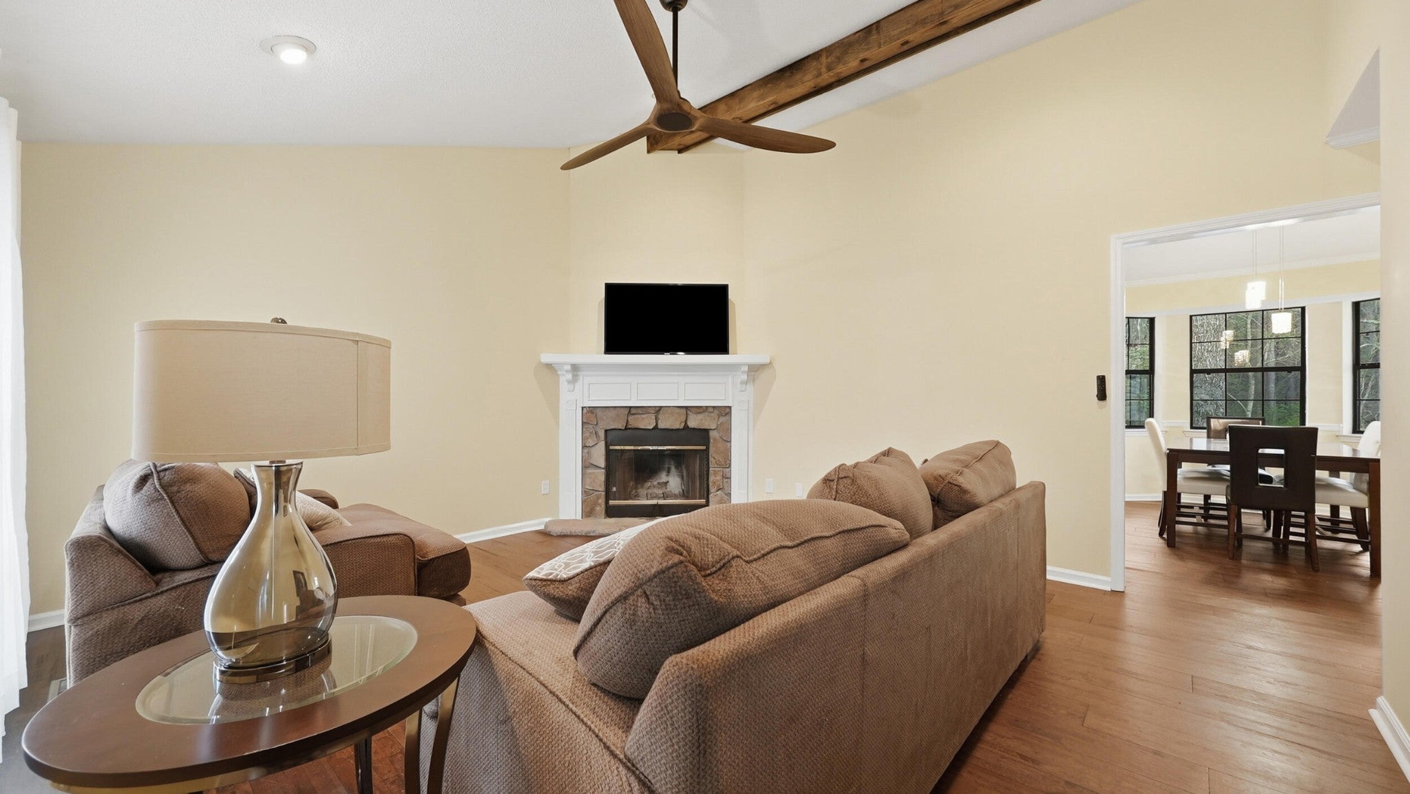 8231 Troubadour Way