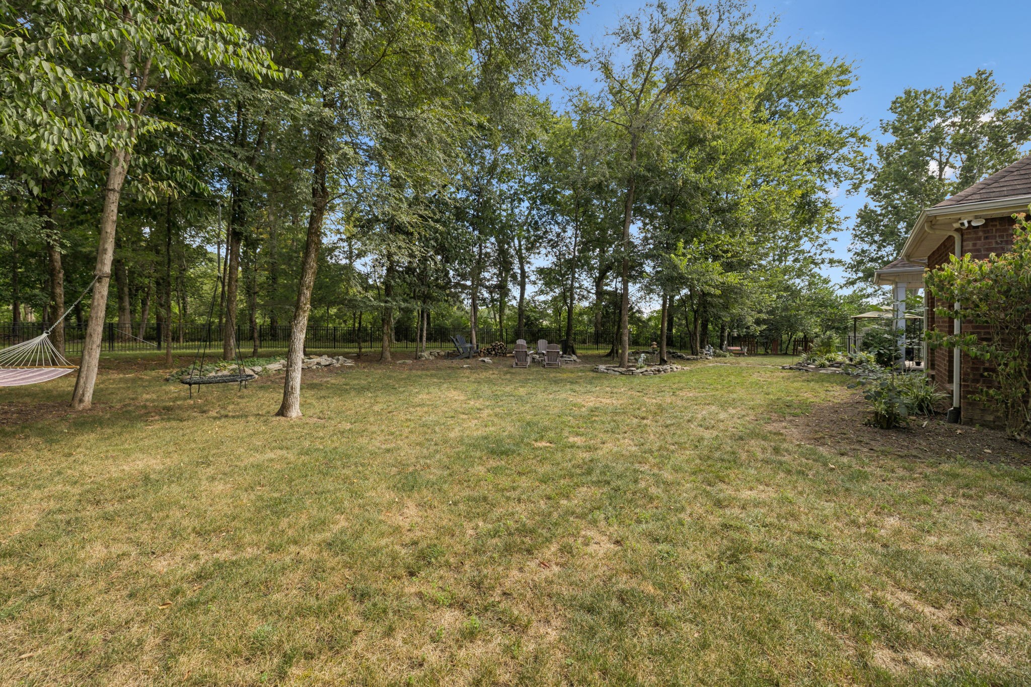 323 Amazonway Rdg