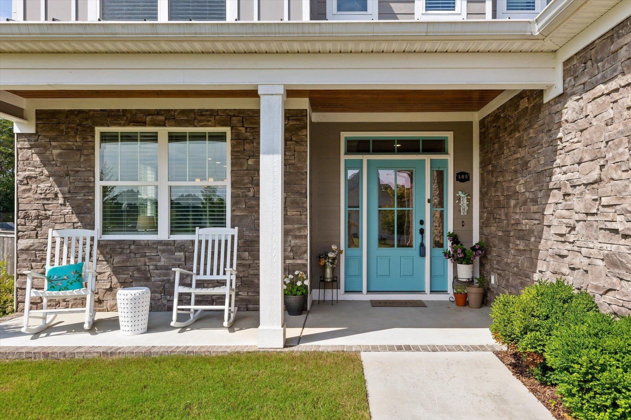185 Ridge Crest Court SW
