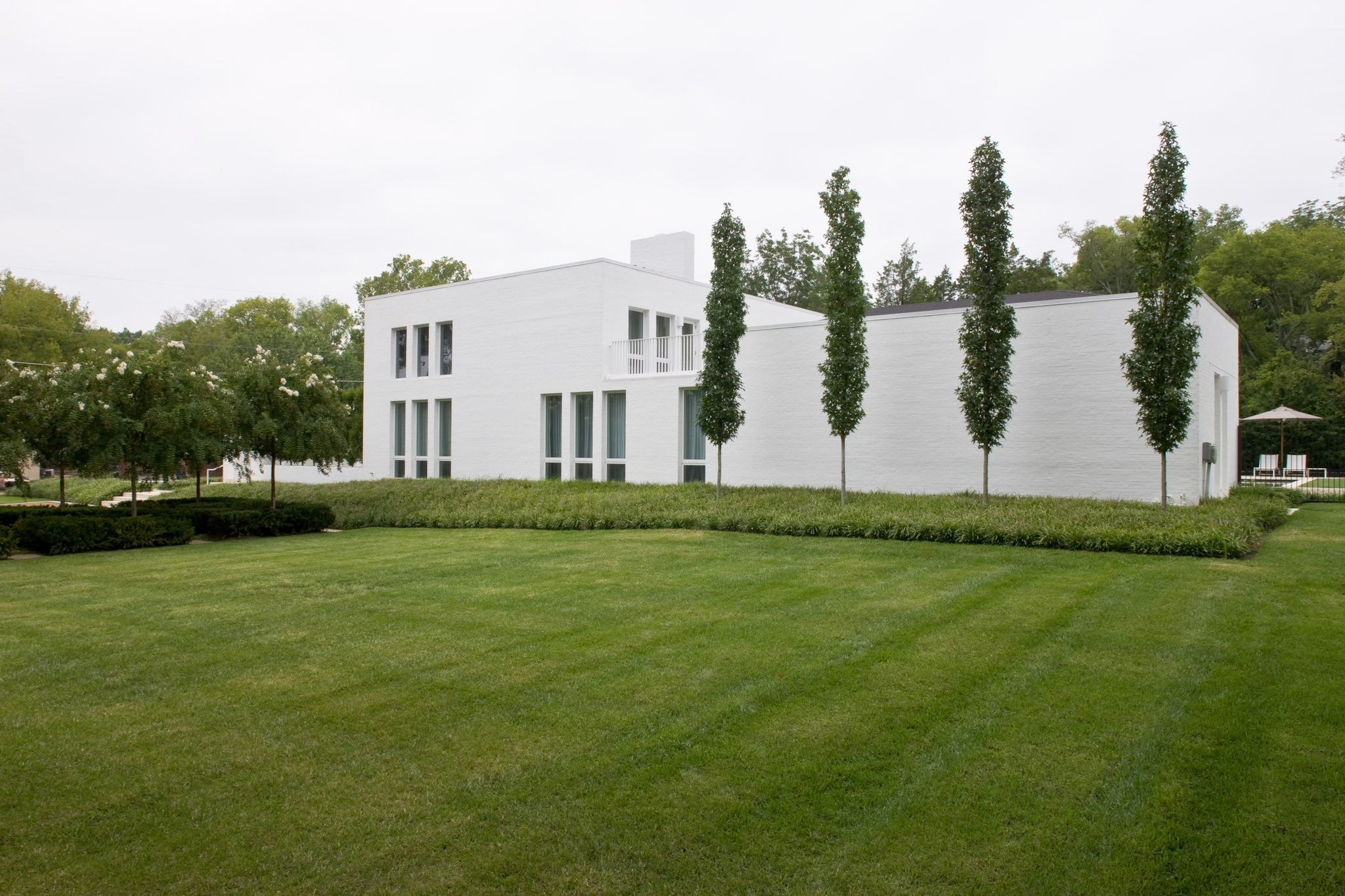 734 Jackson Blvd