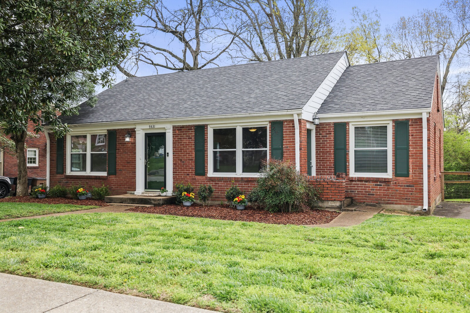 5531 Knob Rd